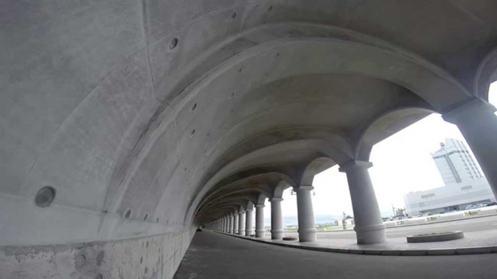 【自然と温泉とおいしさと】稚内の北防波堤ドーム