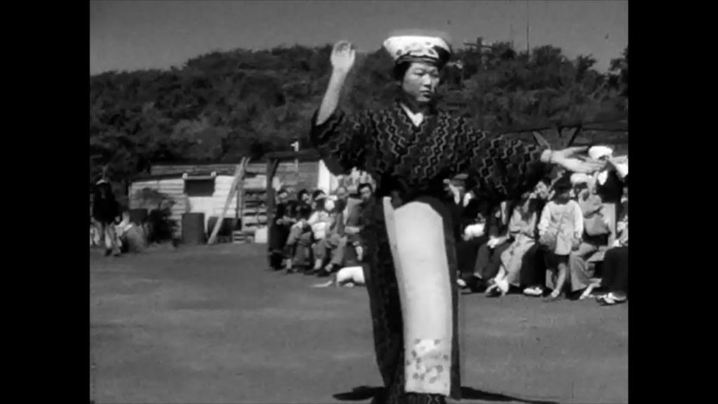 1937. Japan before the war. Nagoya station to Tokyo. Old town. Beauty who dances in a kimono, etc.