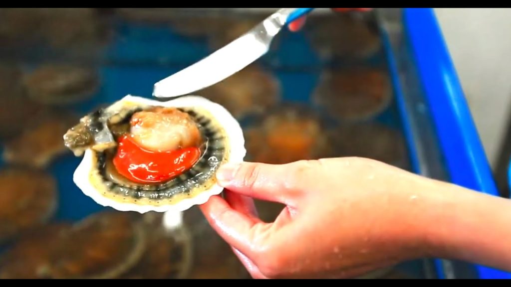 Japanese Street Seafood "Japanese Scallop Fishing (ホタテ釣り)"