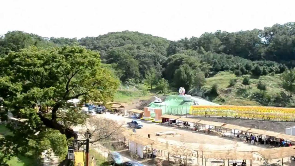 Nonoy and Nene @ Geumsangseong Fortress, Gongju City, South Korea