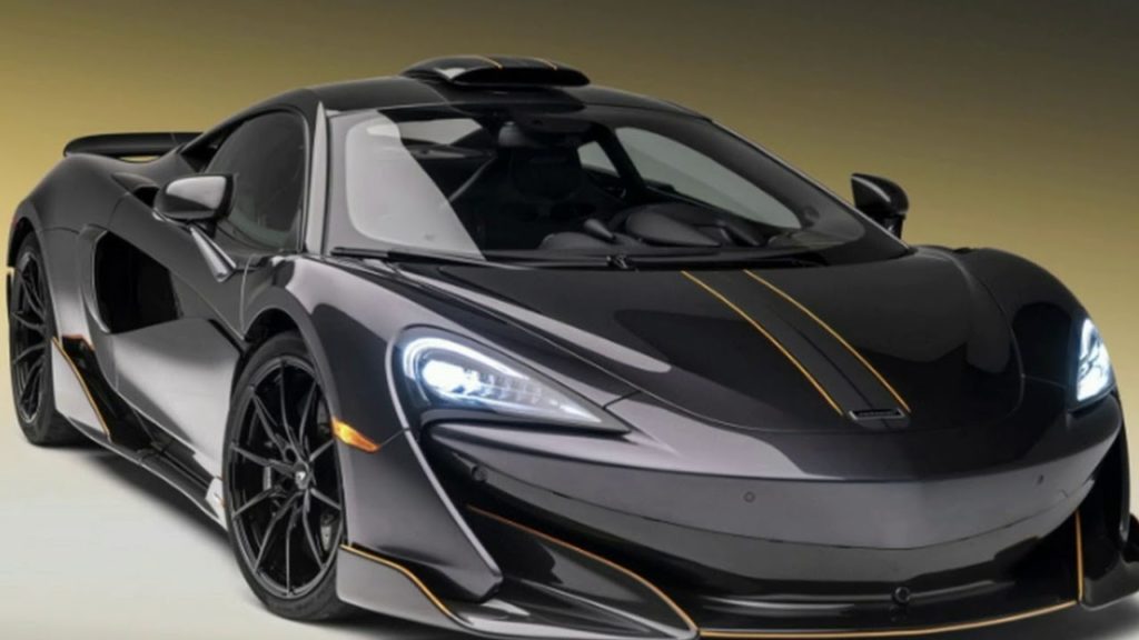 This McLaren 600LT is bespoke for Pebble Beach from roof scoop to road This McLaren 600LT is bespoke for Pebble Beach from roof scoop to road