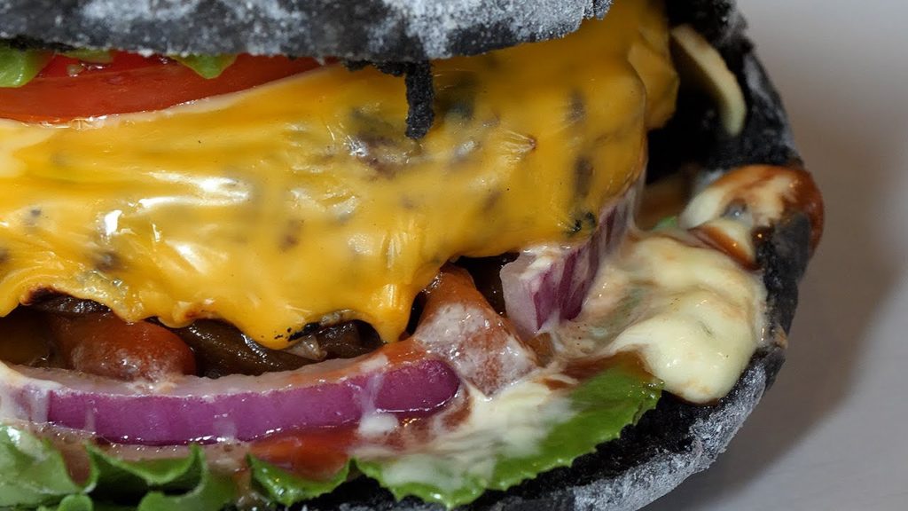 천연 효모빵 128버거 / double cheese bacon burger / korean street food 천연 효모빵 128버거 / double cheese bacon burger / korean street food