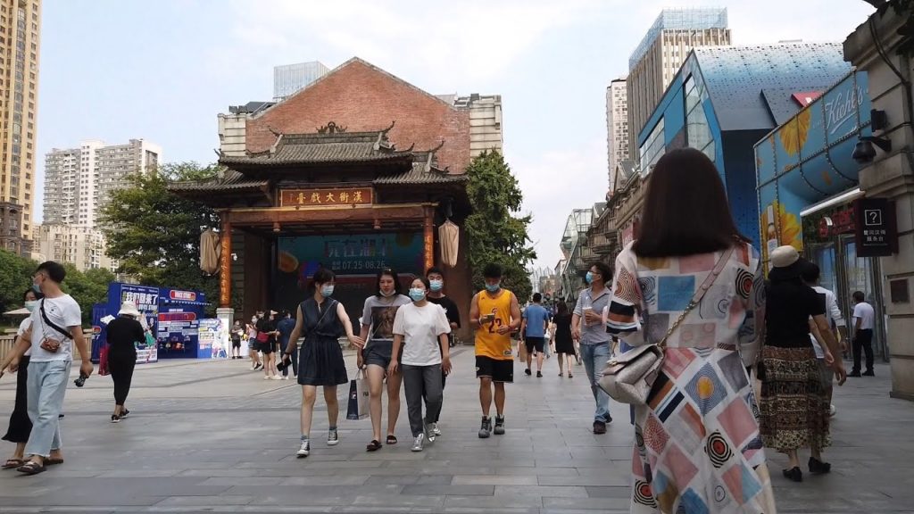 Wuhan: Walk through Chu River and Han Street (Chuhe Hanjie) Shopping District