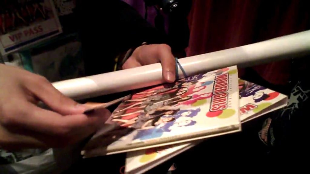 Wonder Girls Mississauga 2010 - VIP room