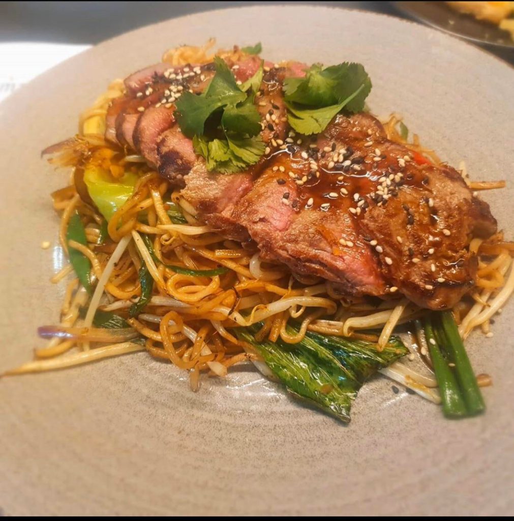 Teriyaki Soba with sirloin steak