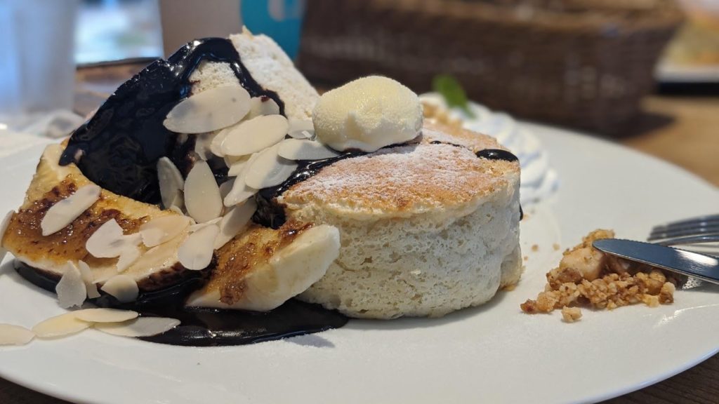 Fluffy Pancakes with banana, chocolate syrup and vanilla icecream @ Wakayama