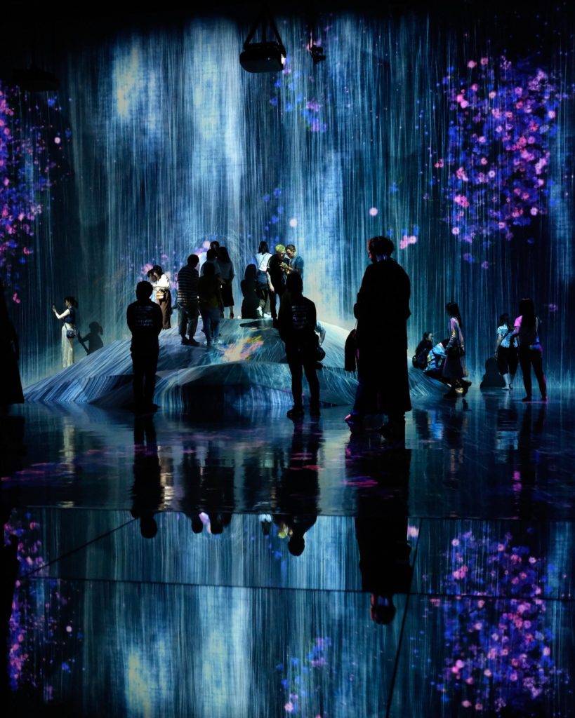 Moving paintings at TeamLab Borderless [OC]