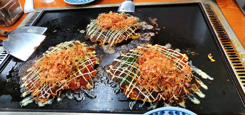 I miss all the dive okonomiyaki places in Japan