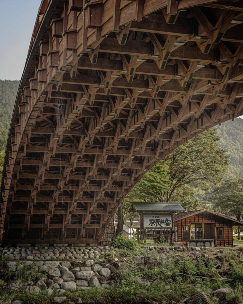 Japan Travel: The Kiso-no-Ohashi Bridge in Nagano Prefecture is impressively constructed – in … The Kiso-no-Ohashi Bridge in Nagano Prefecture is impressively constructed - in ...