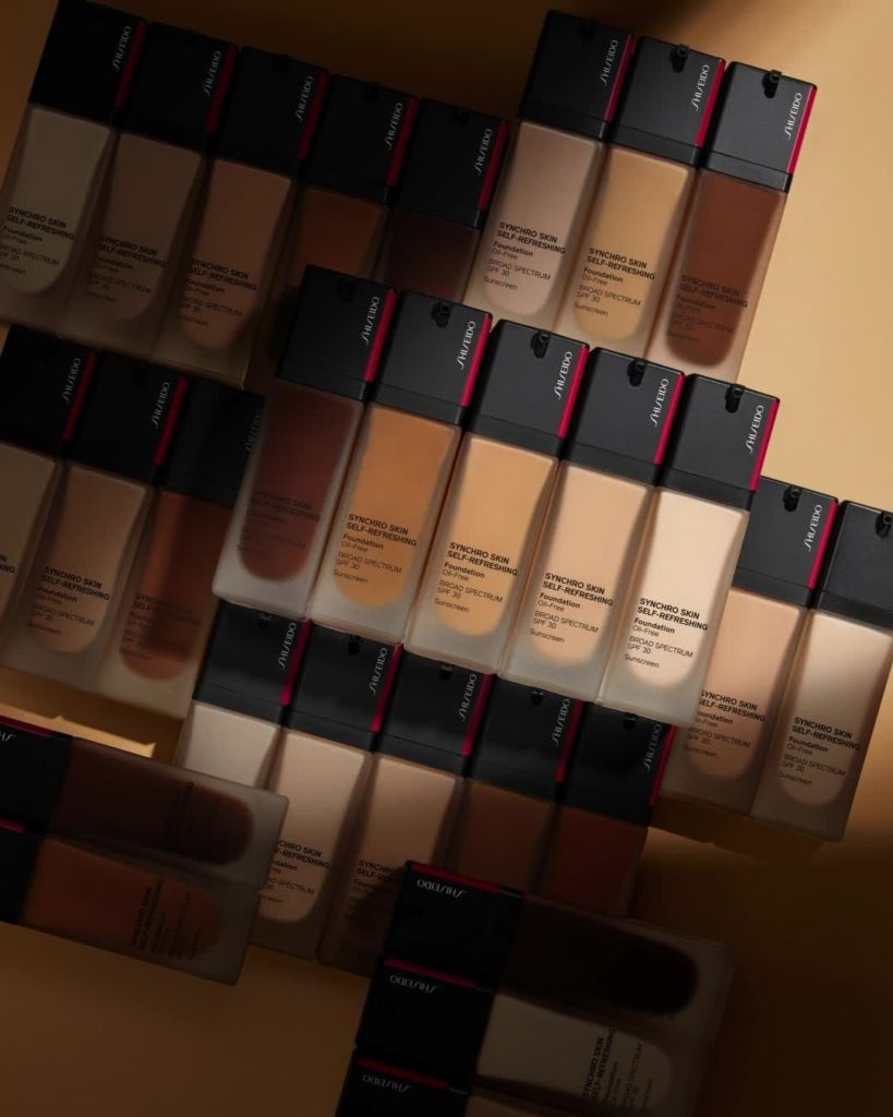 Experience round-the-clock coverage with Synchro Skin Self-Refreshing Foundation...