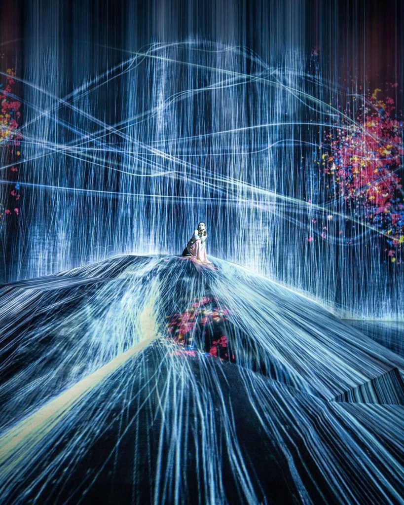 Visit Japan: TeamLab Borderless, a new art experience, has quickly become a hot topic since o… TeamLab Borderless, a new art experience, has quickly become a hot topic since o...