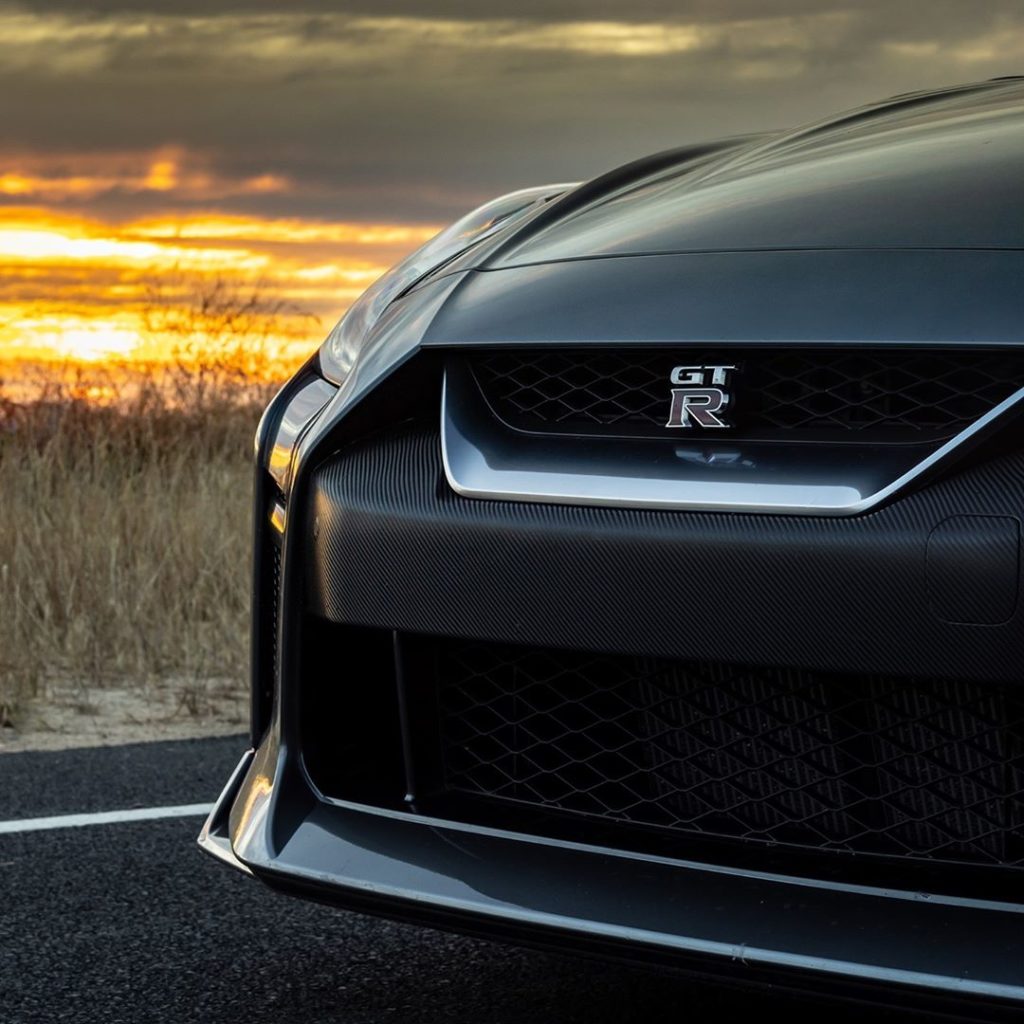 Eternal style. #Nissan #NissanGTR #GTR #Godzilla
 @q6_zilla 
 @gtr_burntrubber...