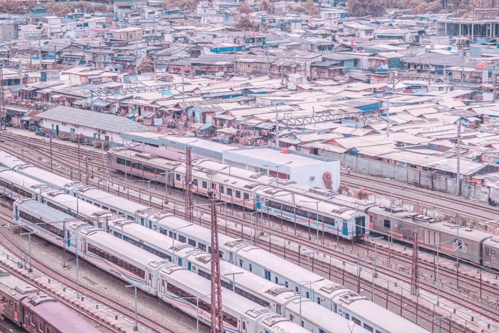 Urban romance #artistsoninstagram #pinkaesthetic #pastelaesthetic...