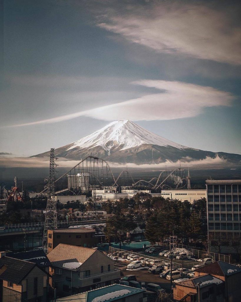 Did you know there's a theme park in Japan that gives off incredible views of Mt...