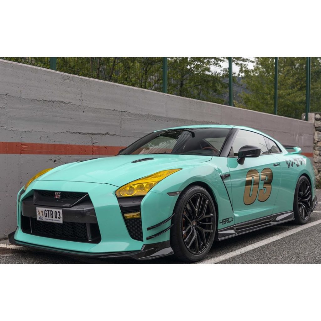 Yellow eyes  Photo  @autogespot  .
.
.
.
Follow the Crew:  @Nissan_GTR_Lovers
...