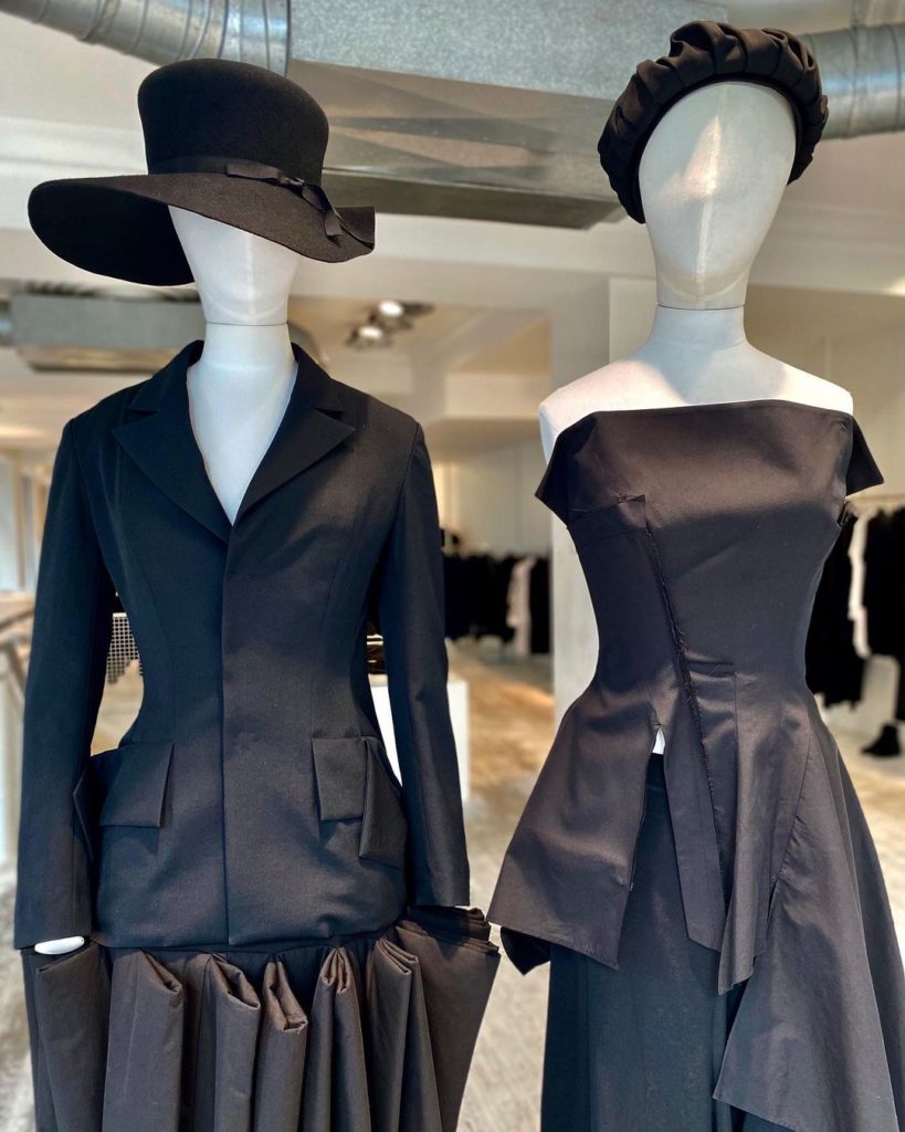 Yohji Yamamoto: Yohji Yamamoto, Yohji Yamamoto pour Homme, Y’s and LIMIfeu AW20 collections avai… Yohji Yamamoto, Yohji Yamamoto pour Homme, Y’s and LIMIfeu AW20 collections avai...