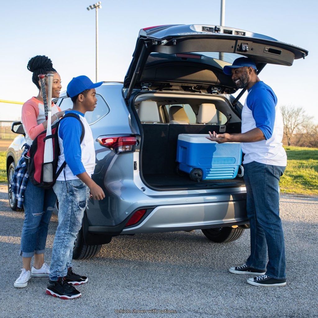 Coming together makes the best team.  #Highlander #LetsGoPlaces...