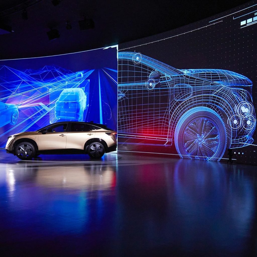 Advanced design and technology for stress-free driving. Nissan Ariya. Force of w...