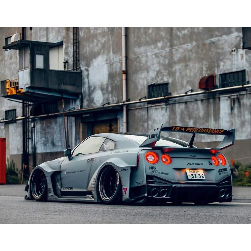 Godzilla’s got wing game!  Photo @libertywalkkato  .
.
.
.
Follow the Crew:  @N...