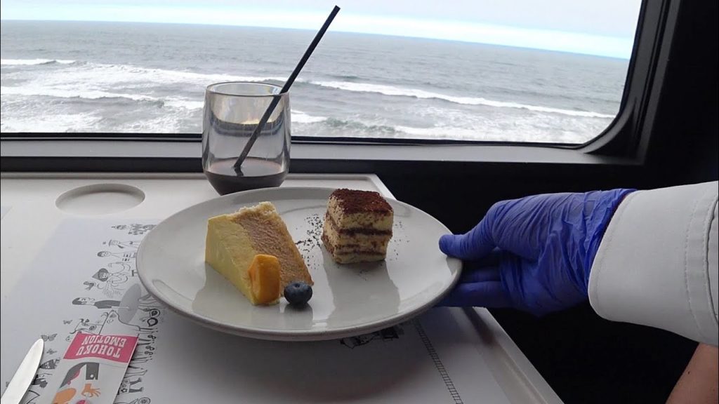 走るレストラン列車|東北エモーション(2) 久慈⇒八戸 Unique Restaurant Train in Tohoku Japan. Tohoku Emotion 走るレストラン列車|東北エモーション(2) 久慈⇒八戸 Unique Restaurant Train in Tohoku Japan. Tohoku Emotion