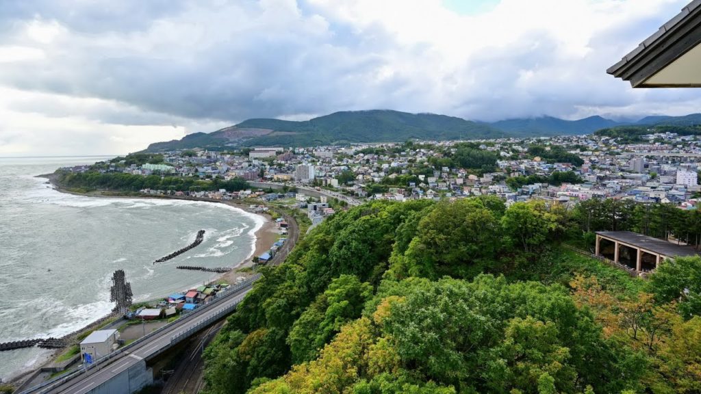 Otaru (小樽市), Hokkaido (北海道) - View from the Tsuru (鶴) Suite at Ginrinsou Ryokan (银鳞荘) 2020 Sep. 28