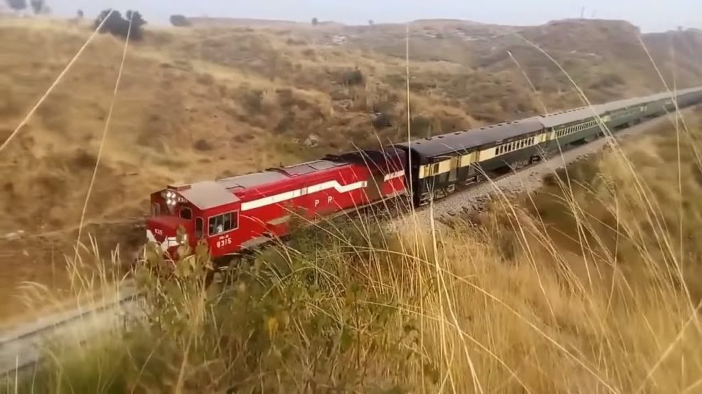 Railway Journey Rawalpindi to Lahore Traveling Pakistan by Train Railway Journey Rawalpindi to Lahore Traveling Pakistan by Train