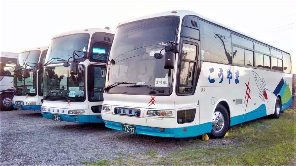 💛お久しぶり高山三幸観光バス💛修学旅行4台連ねて指宿にやって来た💛💛  Kouyama sightseeing bus came to Ibusuki with four school tri