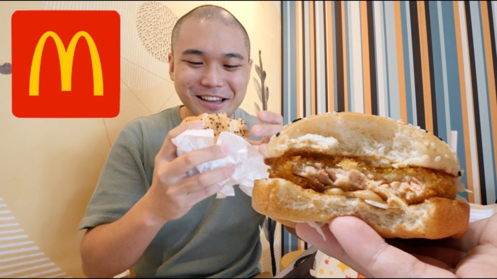 Japanese Take on Hokkaido Salmon Burger McDonald's | New Series! Japanese Take on Hokkaido Salmon Burger McDonald's | New Series!