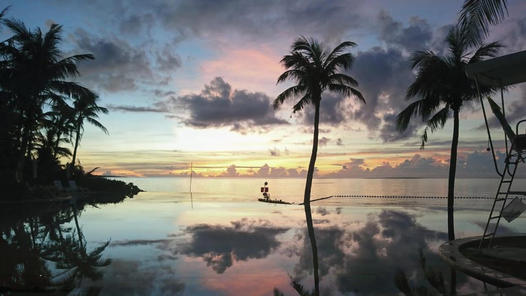４K【バツイチ50代 沖縄旅行  ホテルムーンビーチ / Hotel Moon Beach @Okinawa】綺麗な夕陽、ドラマチックな映像で一緒にリゾート気分を体感しましょう！（解説テロップ入)