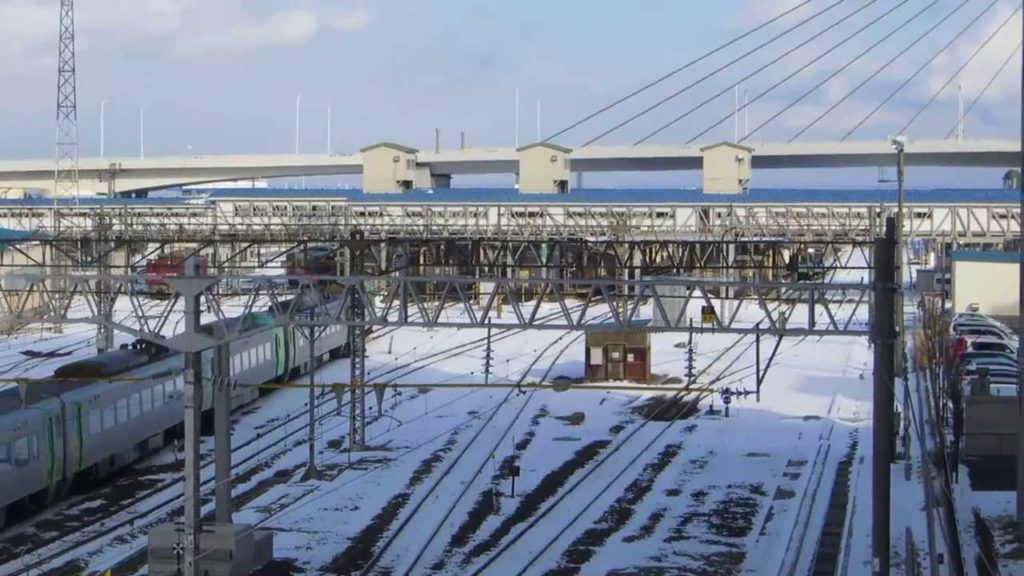 JAPAN BY TRAIN: Sendai (Miyagi) - Aomori - Hakodate, feat. Akebono. [HD] (31/Dec/2013)