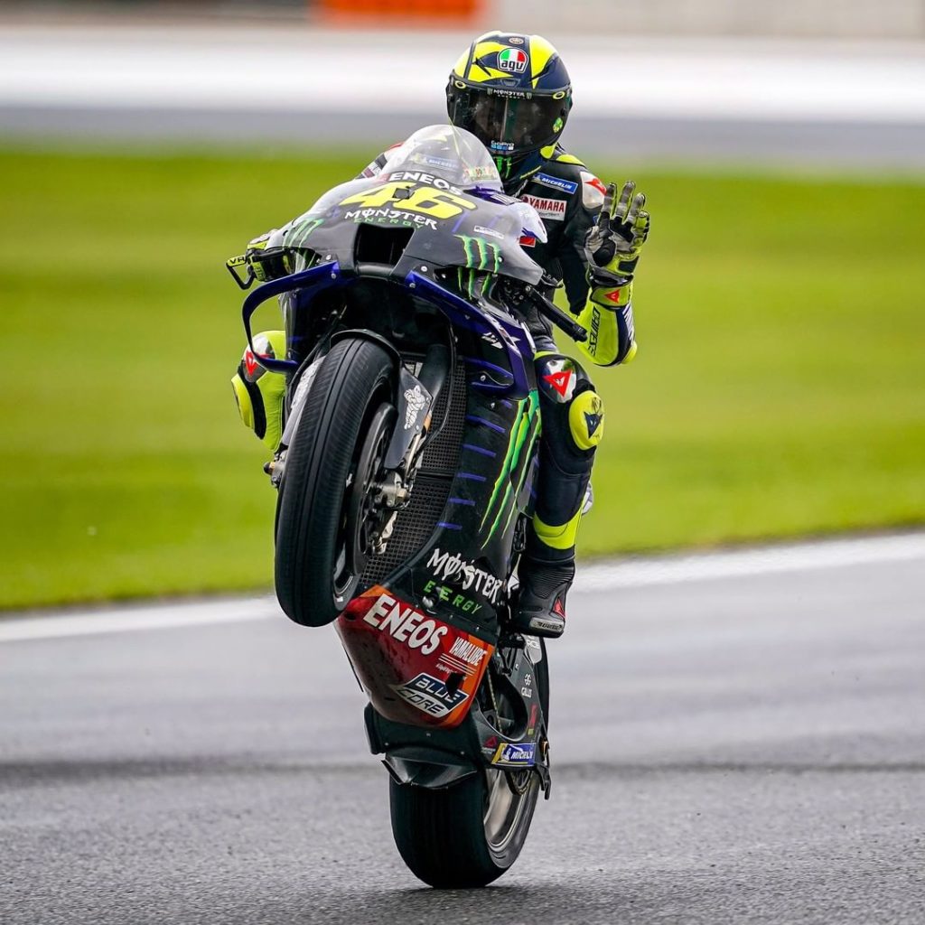It's so good to see @valeyellow46 back out on track 

#MonsterYamaha  #MotoGP  #...