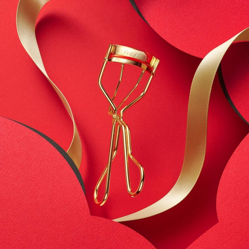 Same pinch-free design, new festive finish. You’ll always strike gold with our l...