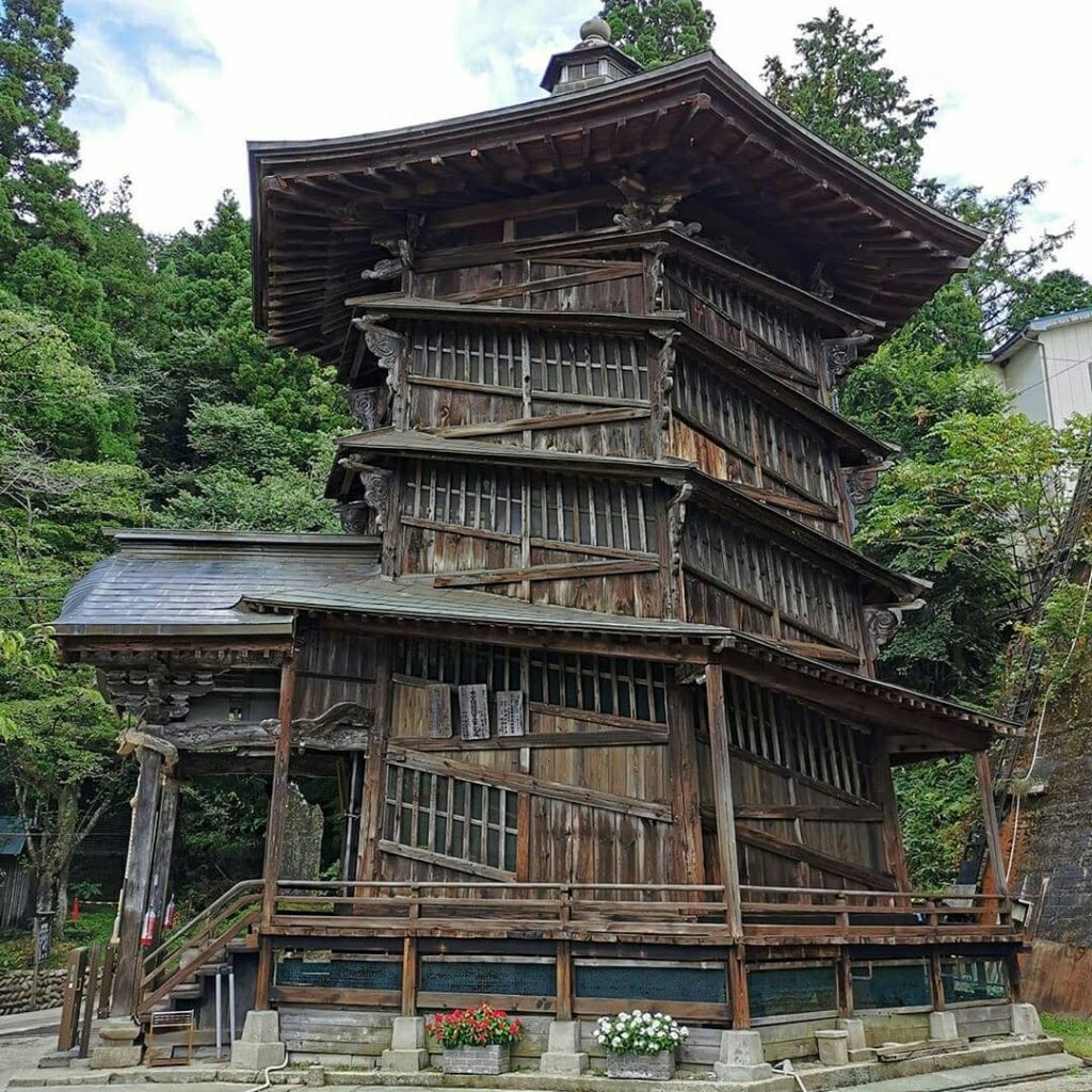 Visit Japan: You’ll encounter many Buddhist temples and Shinto shrines in Japan, but few are … You'll encounter many Buddhist temples and Shinto shrines in Japan, but few are ...