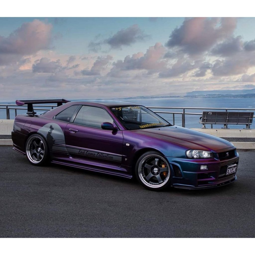 Chameleon-Zilla  Photo  @hausofcinematics and @endgamecollection  .
.
.
.
Foll...