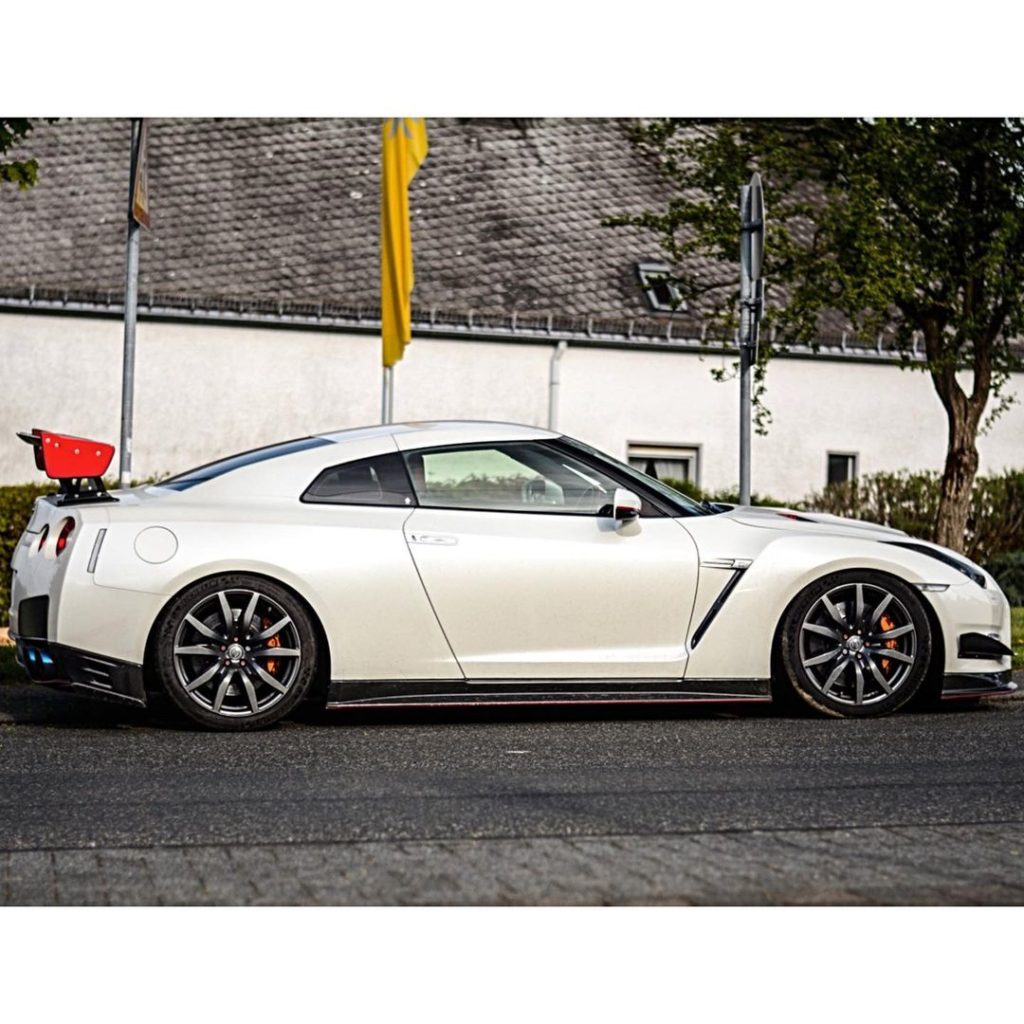 That killer side profile!  Photo  @autogespot  .
.
.
.
Follow the Crew:  @Nissa...