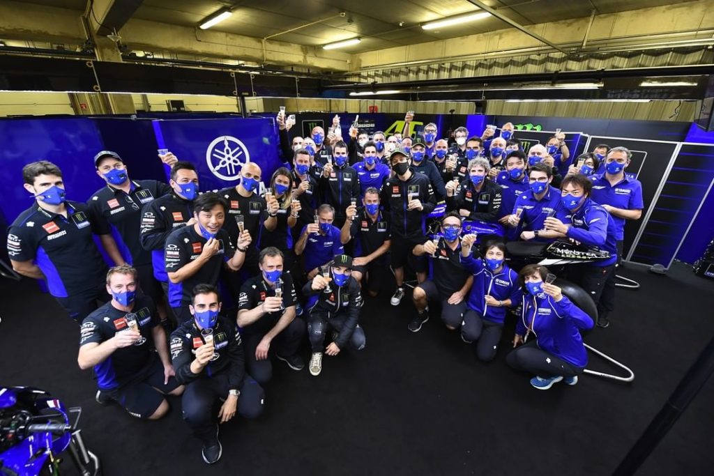 Yamaha MotoGP: Thursday’s ‘Farewell Meeting’ in our pit box got a bit emotional… But for all … Thursday's 'Farewell Meeting' in our pit box got a bit emotional... But for all ...
