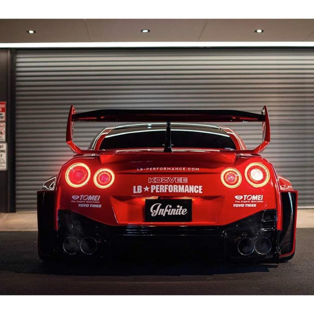 Devil mode activated! 

Photo  @infinite_motorsport 

.
.
.
.
Follow the Crew:

...