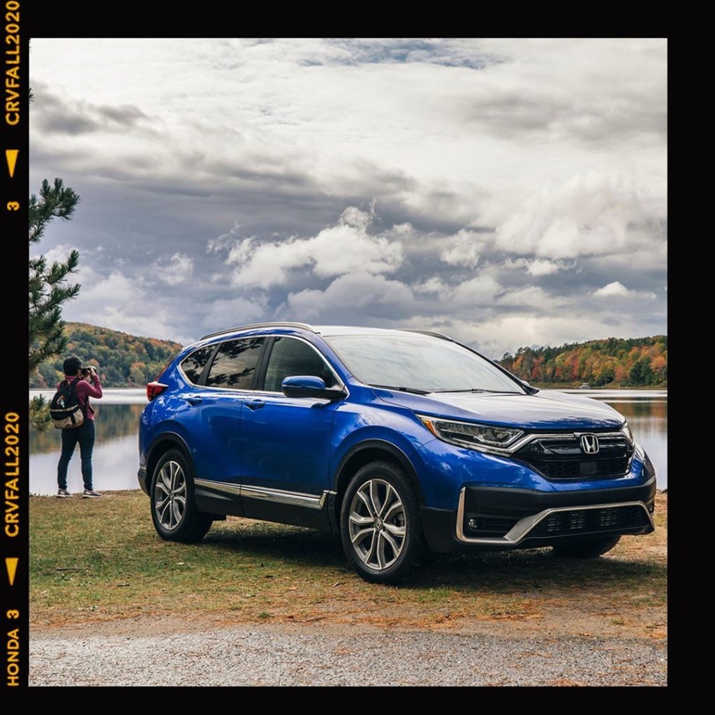 Fall adventure ready with the #HondaCRV

: @camera_jesus...