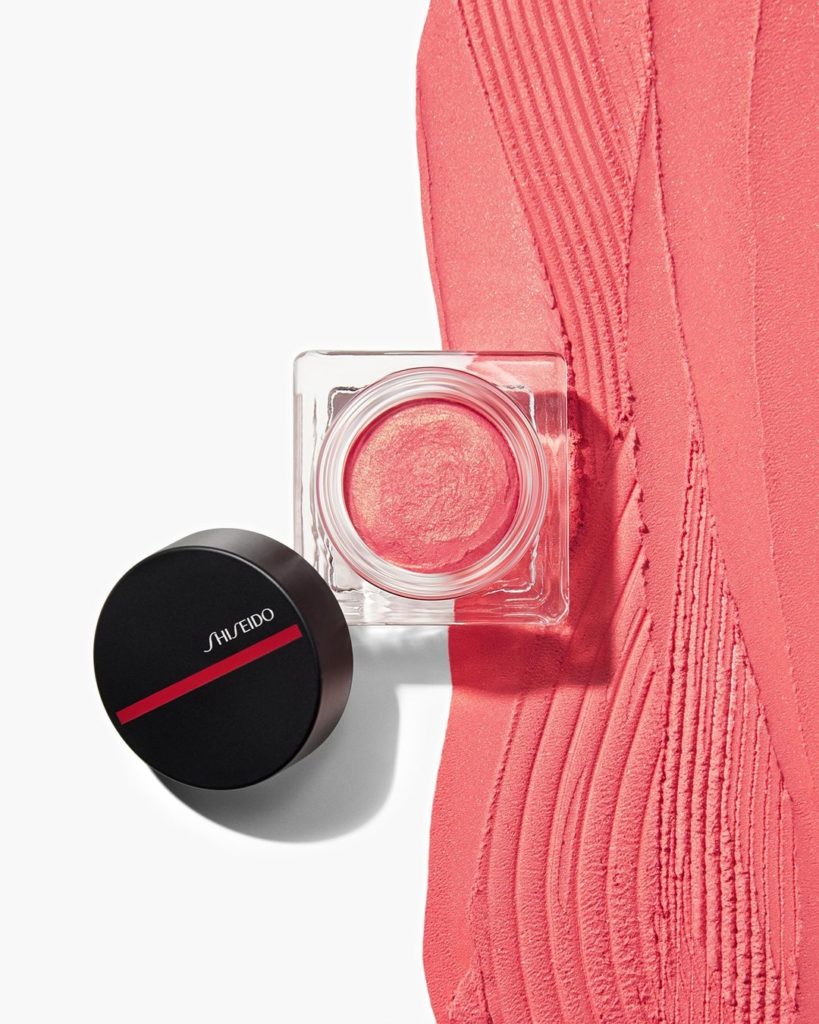 Minimalist WhippedPowder Blush in Sonoya delivers a featherweight flush that fla...