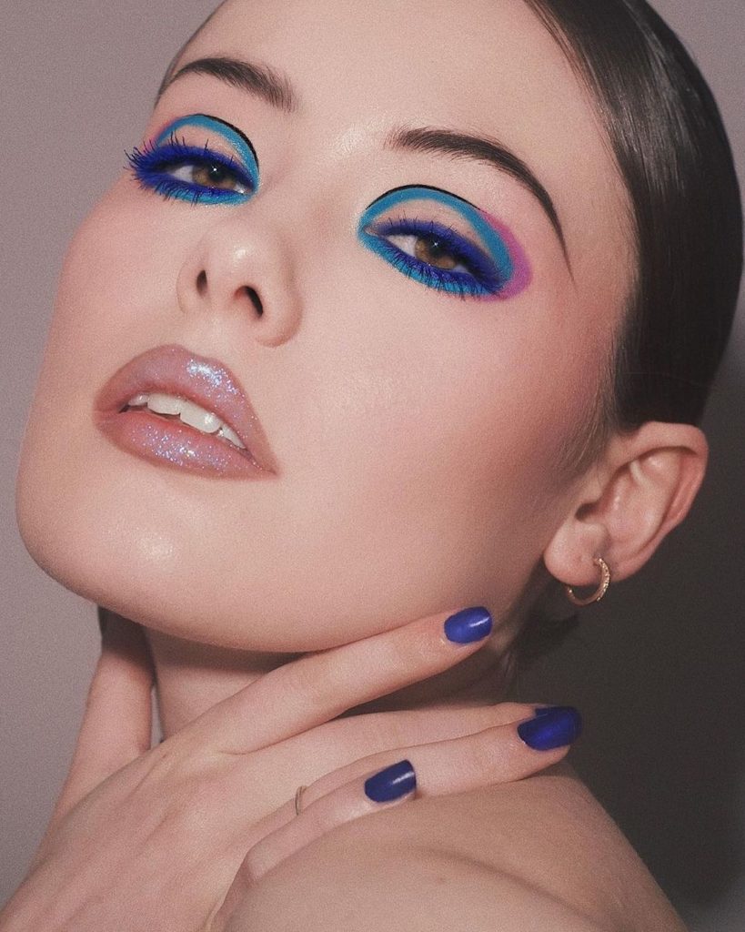 SHISEIDO: File under: creative color. For eyes that make an entrance like @tatianaroseart,… File under: creative color. For eyes that make an entrance like @tatianaroseart,...