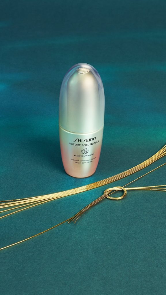 Brand expert Cyndi Buck shares beauty tips and techniques to bring out your best...