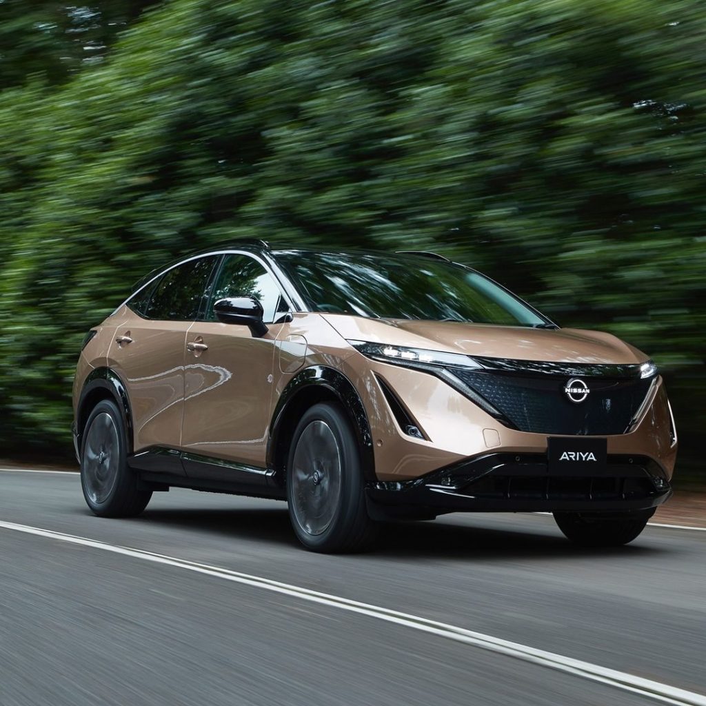 Style Comfort Power. 
Force of Wonder. #NissanAriya...