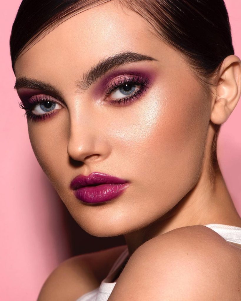 File under: plum perfect. To recreate this look by makeup artist @laetitia.lemak...
