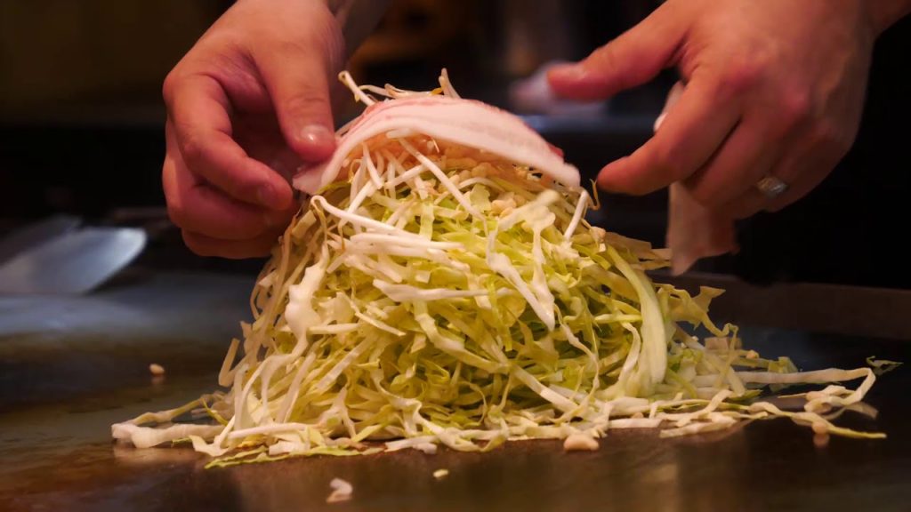 The Best Okonomiyaki - Japan Street Food -