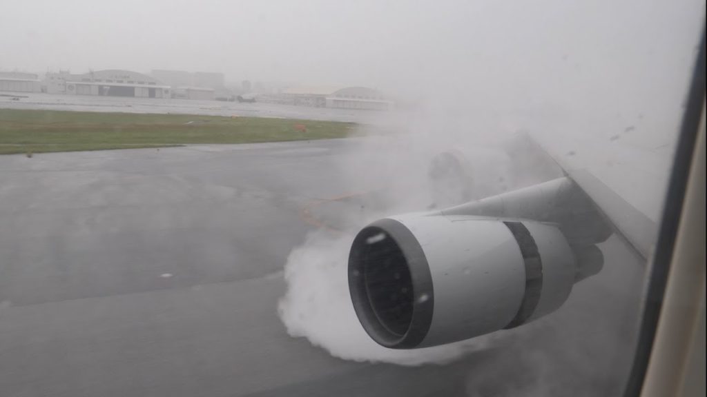 [B747]Landing Okinawa, Naha沖縄・那覇36 China Airlines CI120 B747-400 (31'43")2019, 4K