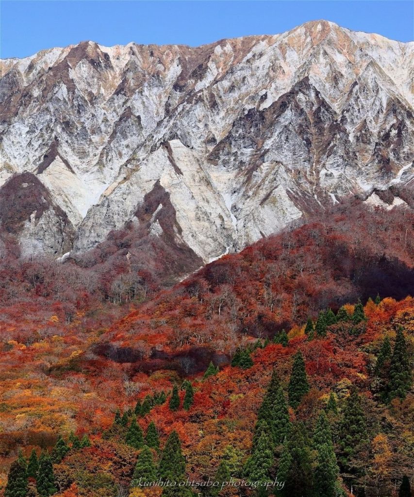 Visit Japan: Look at all of those colors Tottori Prefecture’s Kagikake Path is the place to … Look at all of those colors Tottori Prefecture's Kagikake Path is the place to ...