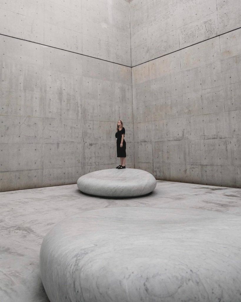 Socially distancing before it was the done thing! @nikidodd visited the Benesse ...