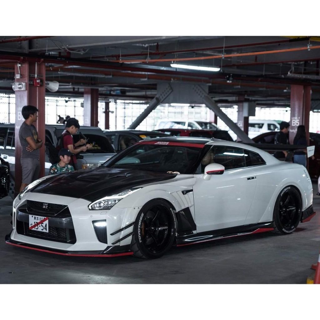 The king of the car meets  Photo  @aftermidnight1202  .
.
.
.
Follow the Crew:...