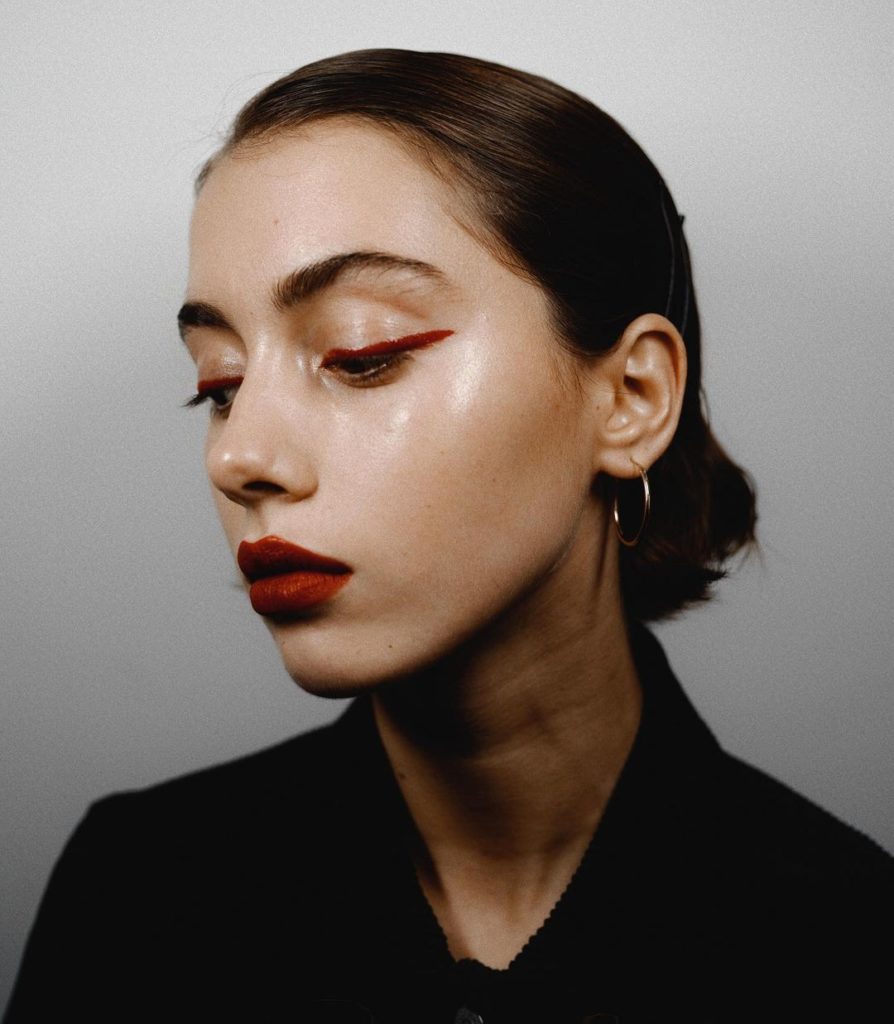 Make it monochromatic with a matte and glossy finish. Recreate look by @ameliemo...