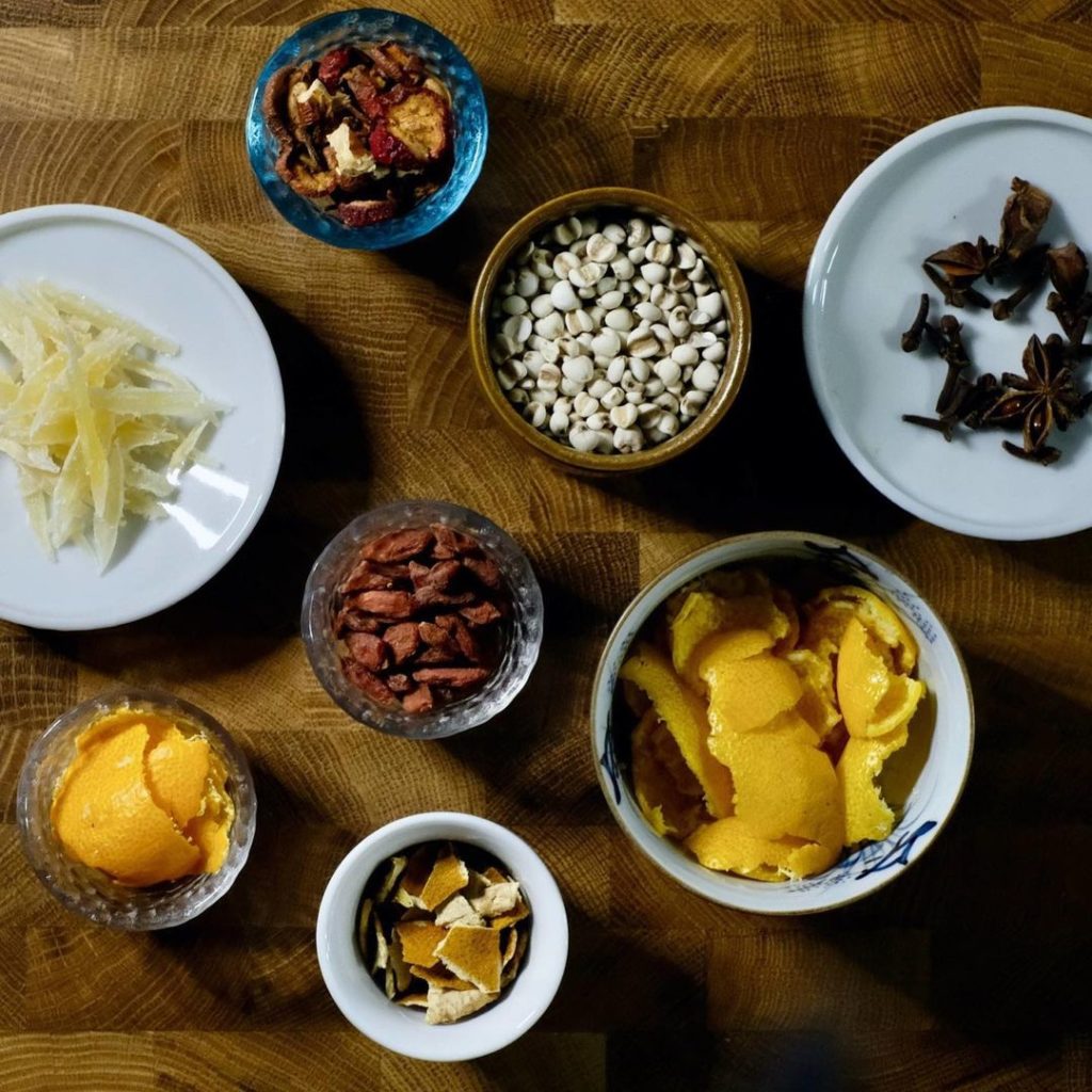 The Japan Times: Up to a dozen ingredients comprise “tososan” (spiced sake), the blend of herbs a… Up to a dozen ingredients comprise "tososan" (spiced sake), the blend of herbs a...